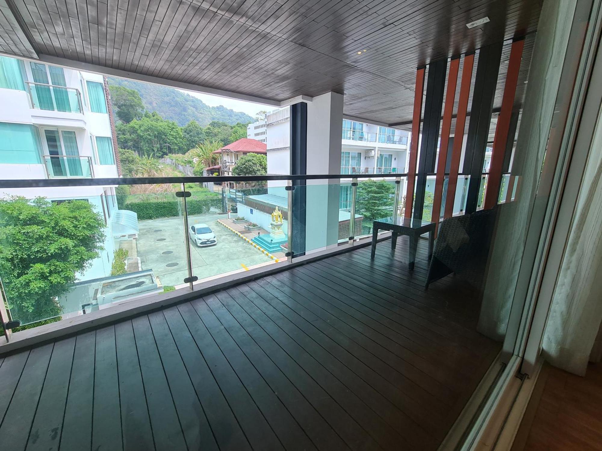 The Privilege Residence Patong Exterior photo