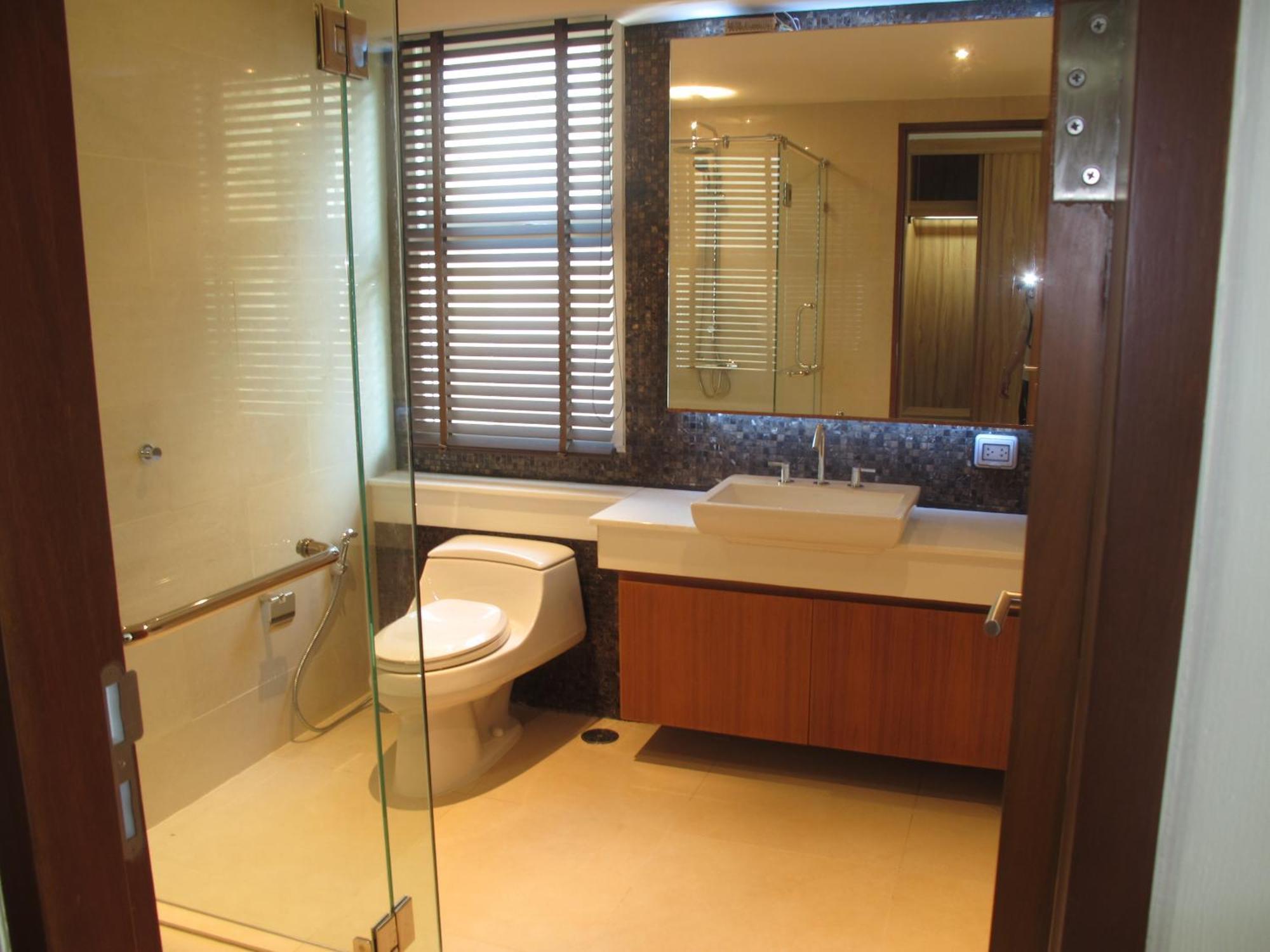 The Privilege Residence Patong Exterior photo