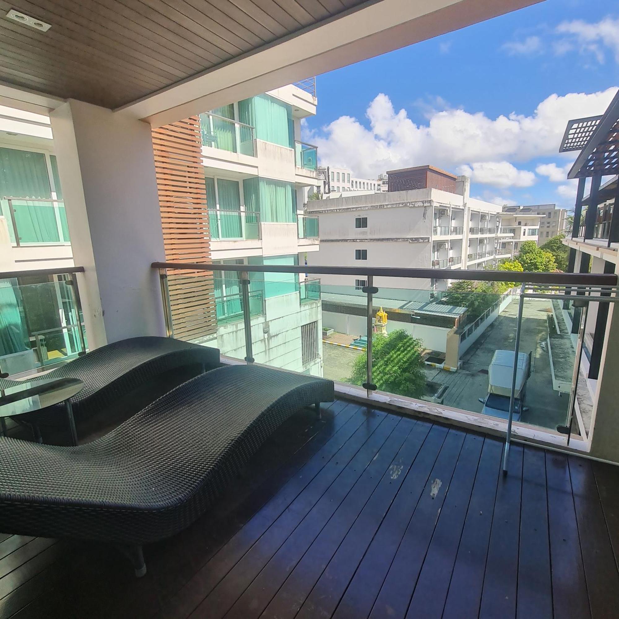 The Privilege Residence Patong Exterior photo