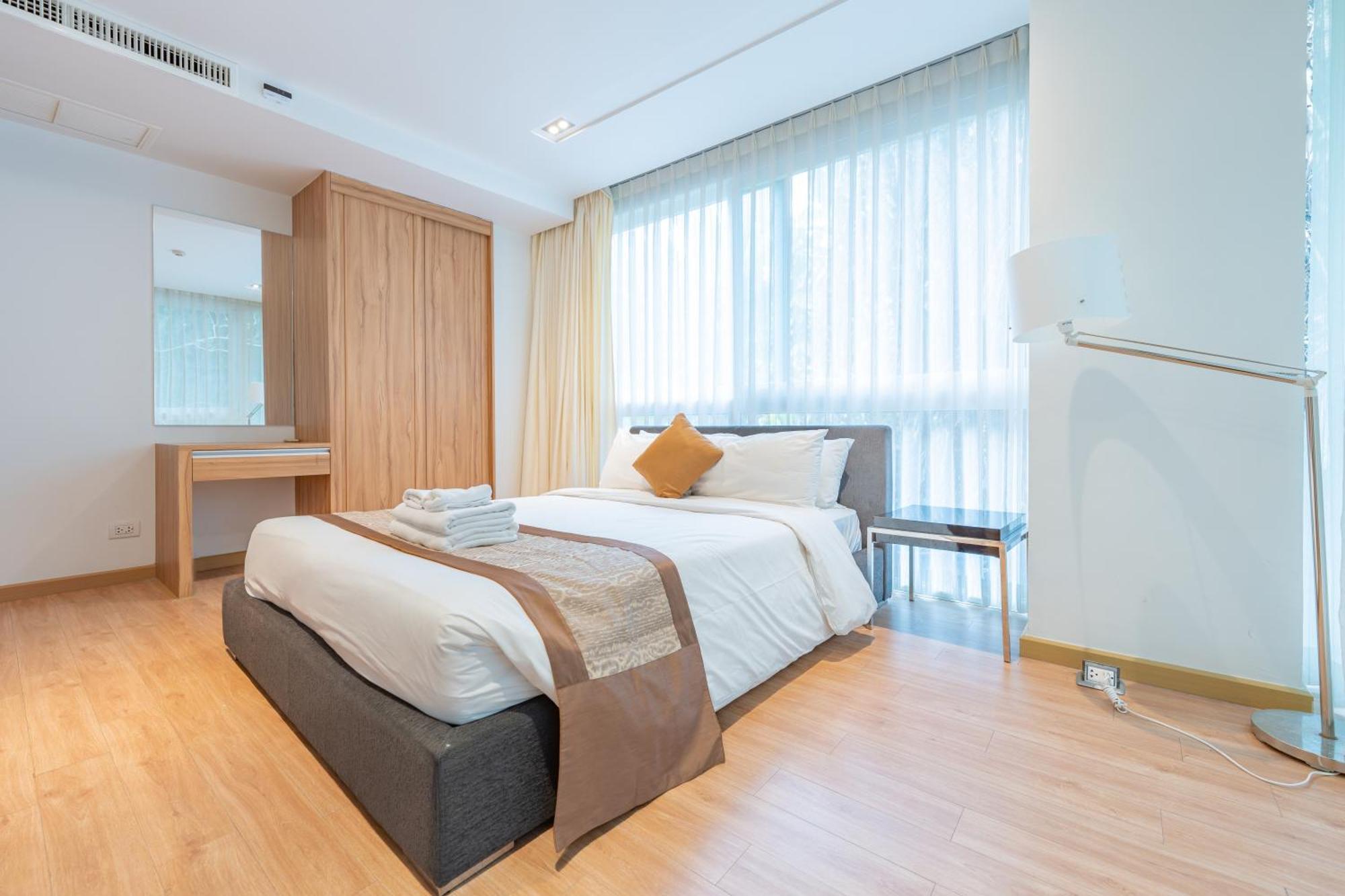 The Privilege Residence Patong Exterior photo
